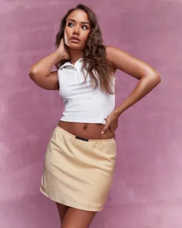 Minifalda satén logo de Missguided en Faldas para argentina