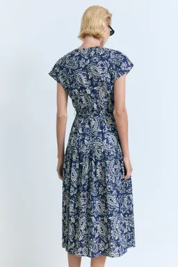 Vestido evasé paisley cinturón de Mango en Vestidos para argentina
