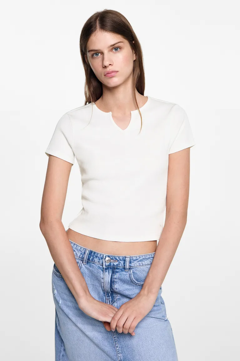 Remera cuello pico de Mango Teen en Remeras para argentina