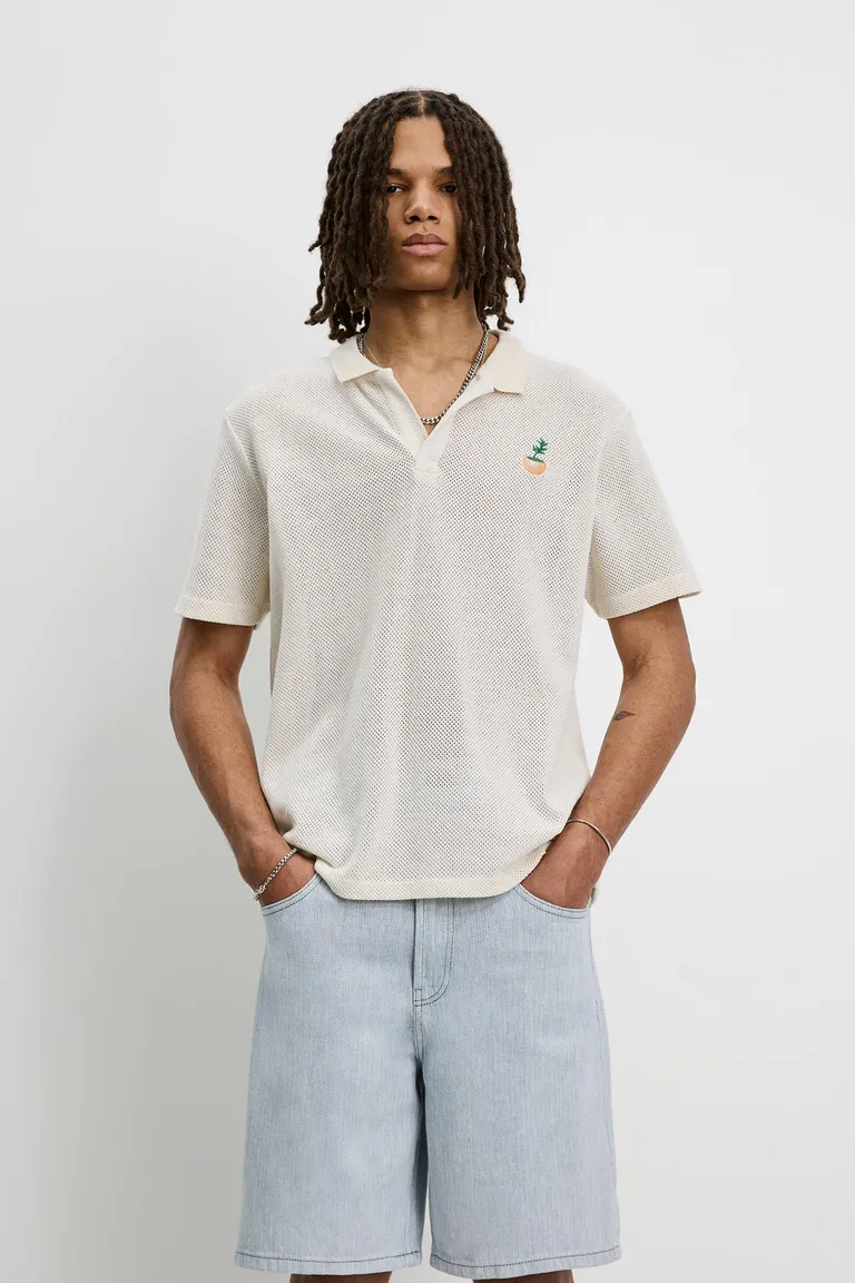 Polo gráfico tejido semi transparente de Pull&Bear en Remeras y Polos para argentina