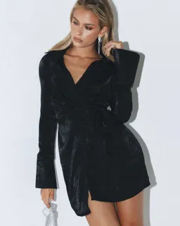 Mini vestido manga larga diddam negro de Princess Polly en Vestidos para argentina