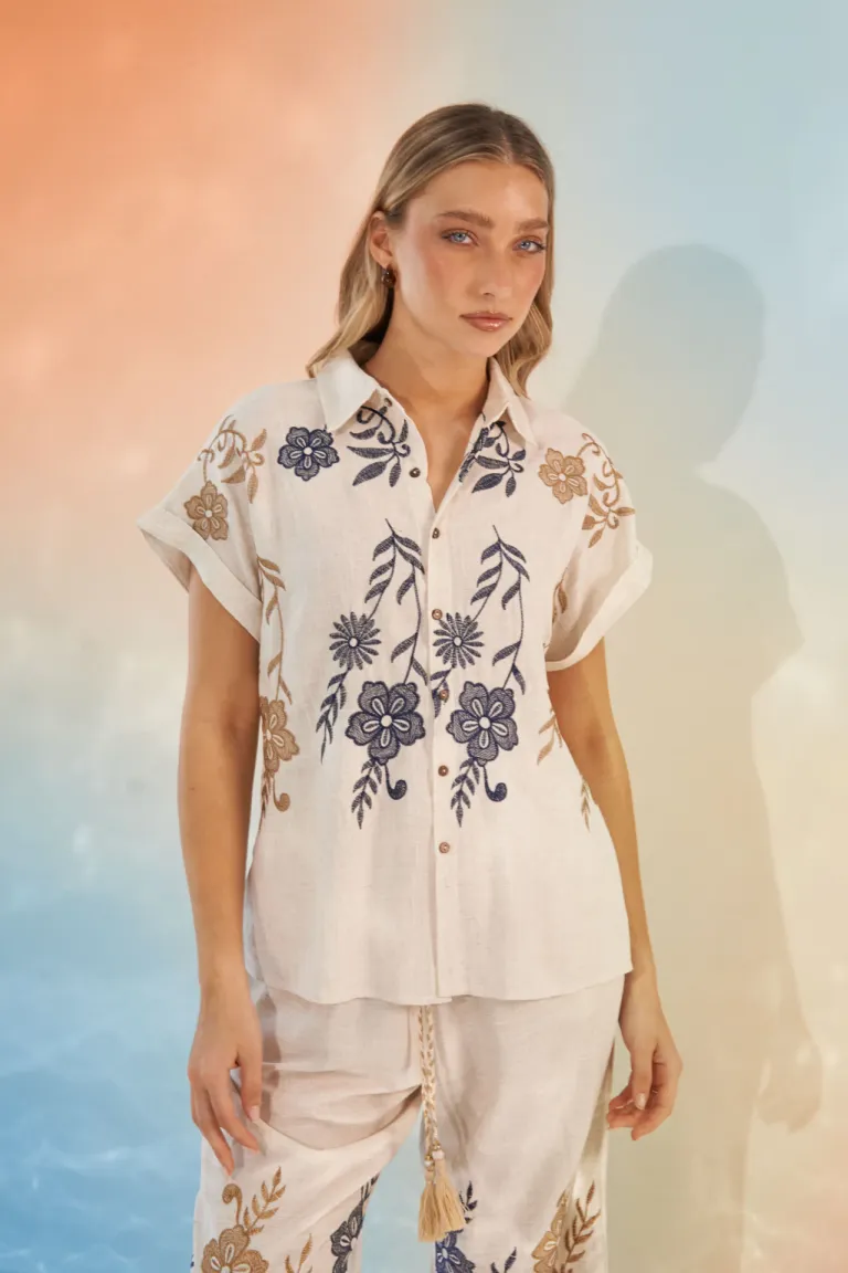 Camisa estampada con motivos florales para mujer de Apricot en Camisas para argentina