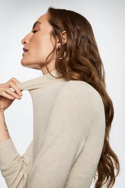 Remera manga larga canalé de Mango en Remeras para argentina