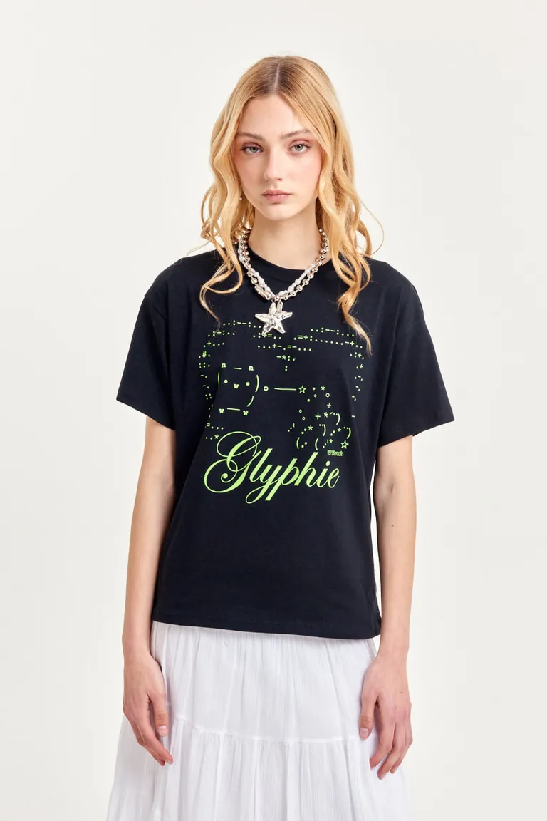 Remera de algodón negra con estampado gráfico brillante y cuello redondo de 47 Street en Remeras para argentina