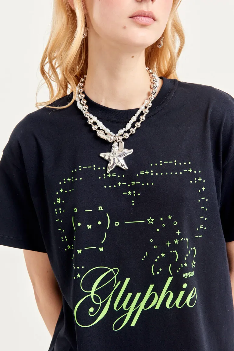 Remera de algodón negra con estampado gráfico brillante y cuello redondo de 47 Street en Remeras para argentina