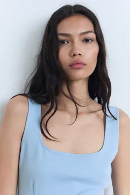 Vestido corto tirantes anchos de Mango en Vestidos para argentina