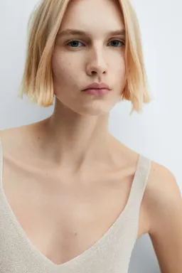 Top punto lúrex de Mango en Tops para argentina