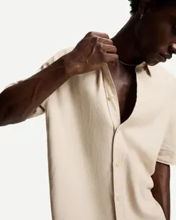 Camisa manga corta con lino de Bershka en Camisas para argentina