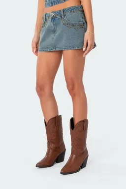 Mini falda denim lavada tachas de Edikted en Shorts para argentina