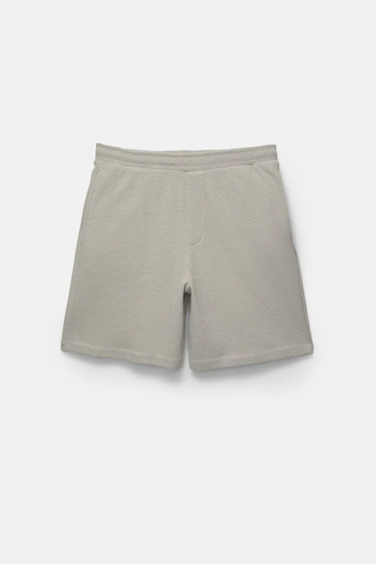 Bermuda jogger tejido waffle de Pull&Bear en Bermudas y Shorts para argentina