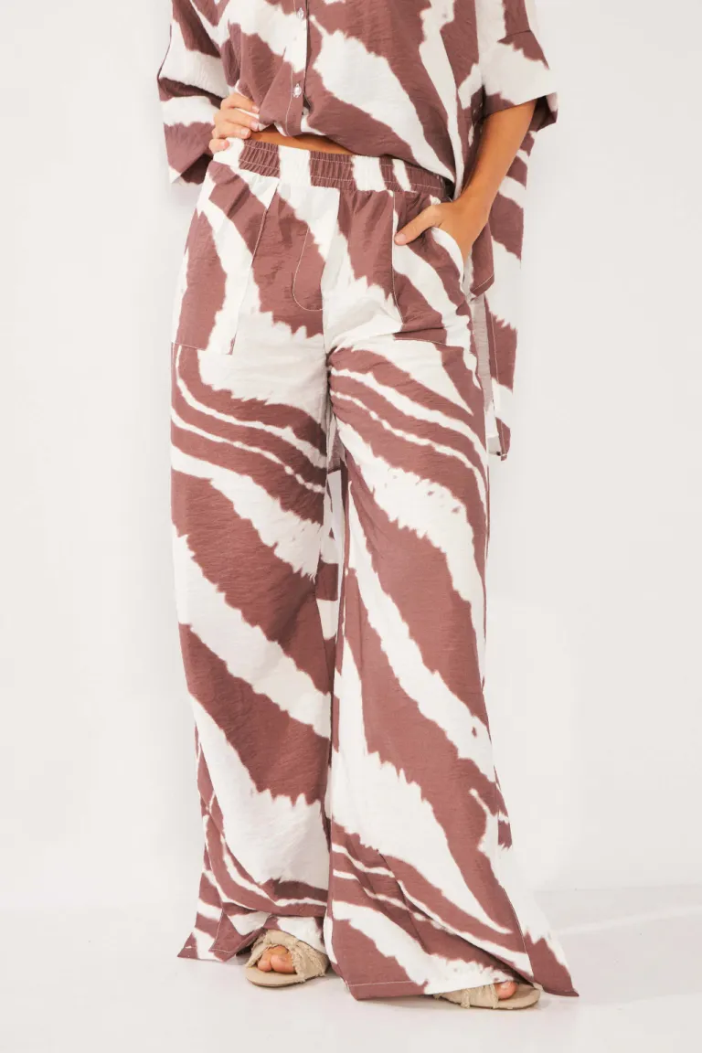 Pantalón ancho de seda con estampado alegre y sofisticado de Belle en Pantalones para argentina