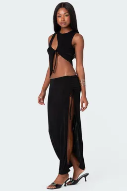 Top asimétrico cut out goldie de Edikted en Tops para argentina