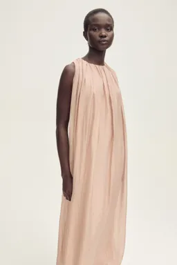 Vestido fruncido abullonado de Mango en Vestidos para argentina