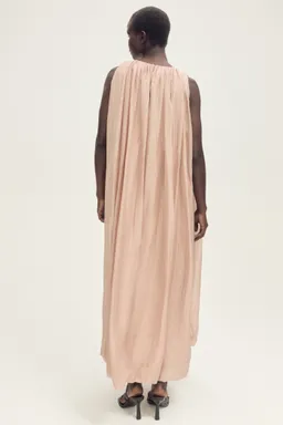 Vestido fruncido abullonado de Mango en Vestidos para argentina