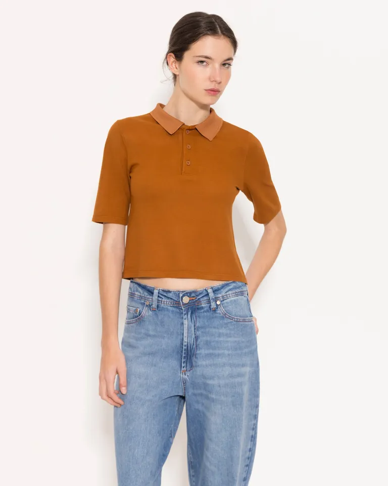 Remera polo de punto naranja con manga corta para mujer de Jazmin Chebar en Remeras para argentina