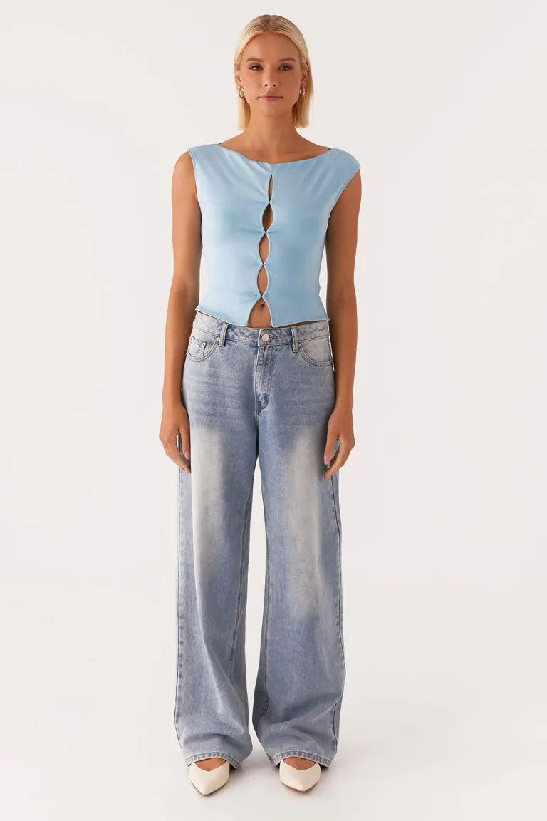 Top ally celeste de Peppermayo en Tops para argentina