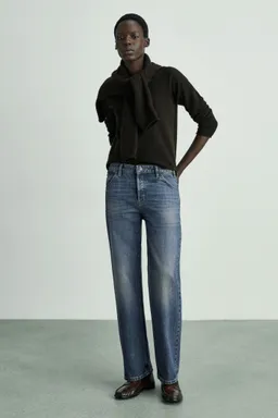 Jeans rectos tiro medio de Mango en Pantalones para argentina
