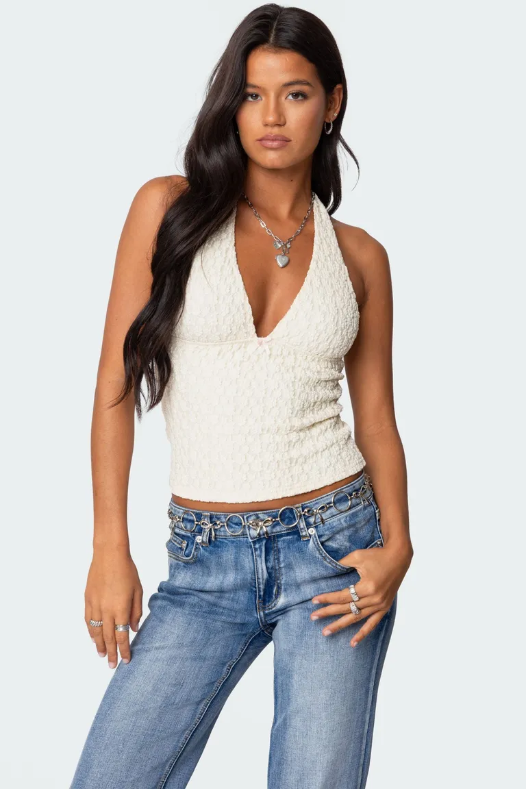 Top halter textura sauce de Edikted en Tops para argentina