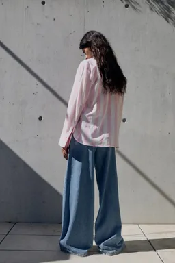 Jean wideleg con pinzas de Mango en Pantalones para argentina
