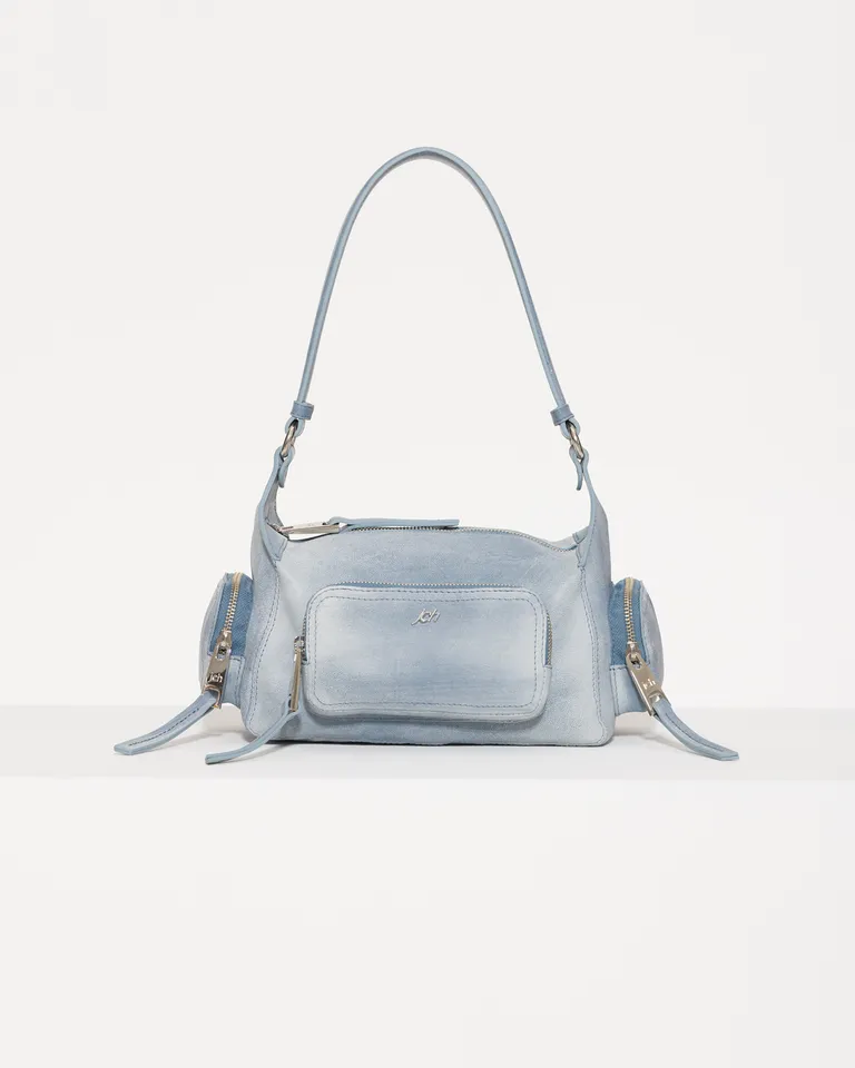 Bolso Bandolera de cuero vacuno con cierre y bolsillos para un estilo discreto y funcional de Jazmin Chebar en Bolsos y Carteras para argentina