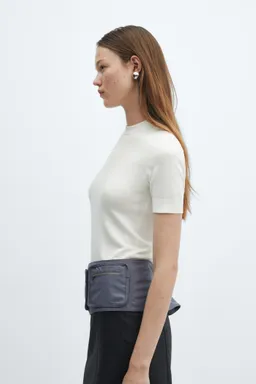 Remera punto manga corta de Mango en Remeras para argentina