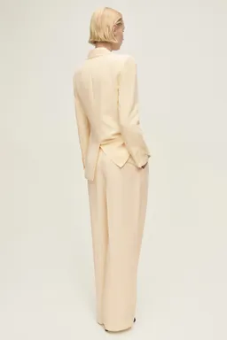 Pantalón traje recto lino de Mango en Pantalones para argentina