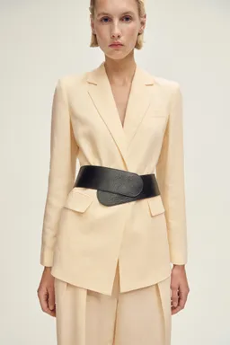 Pantalón traje recto lino de Mango en Pantalones para argentina