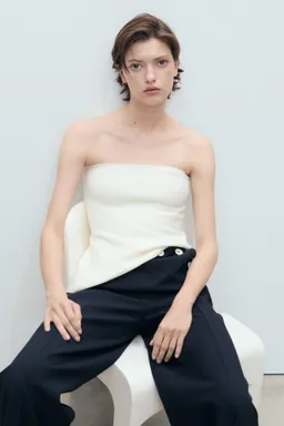 Pantalón recto botones contraste de Mango en Pantalones para argentina
