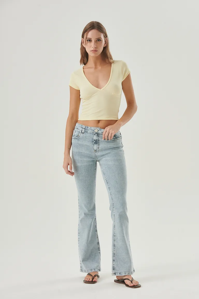 Pantalones de denim de tiro alto con diseño de corte oxford de Sweet en Pantalones para argentina