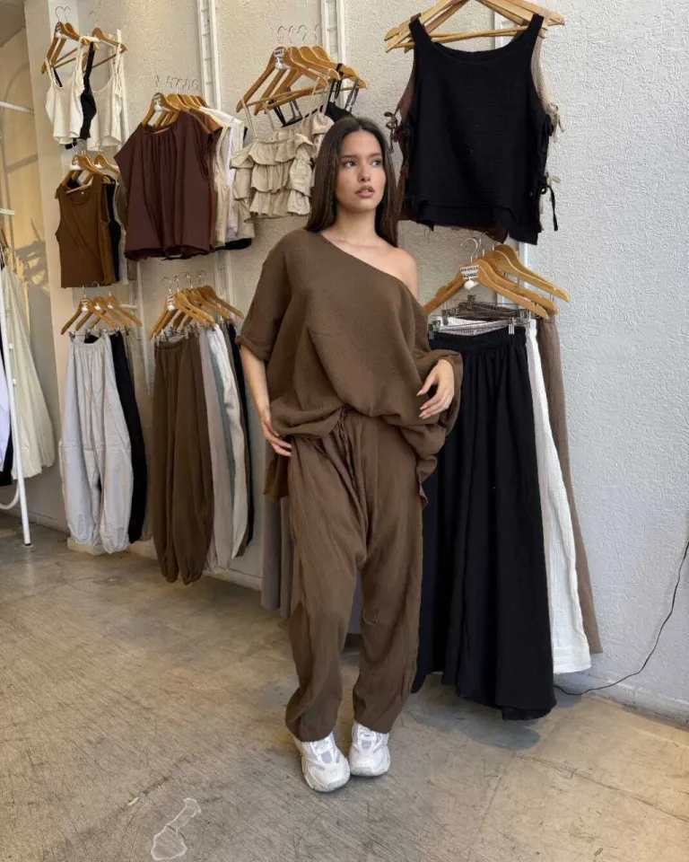 Remeron verde pastel de corte amplio y manga corta de Belle en Remeras para argentina