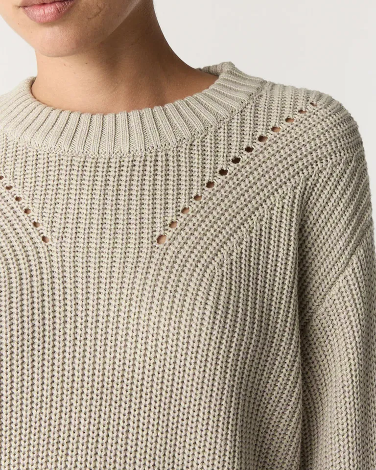 Sweater tejido con escote redondo y detalle de calados frontales de Furzai en Buzos y Sweaters para argentina