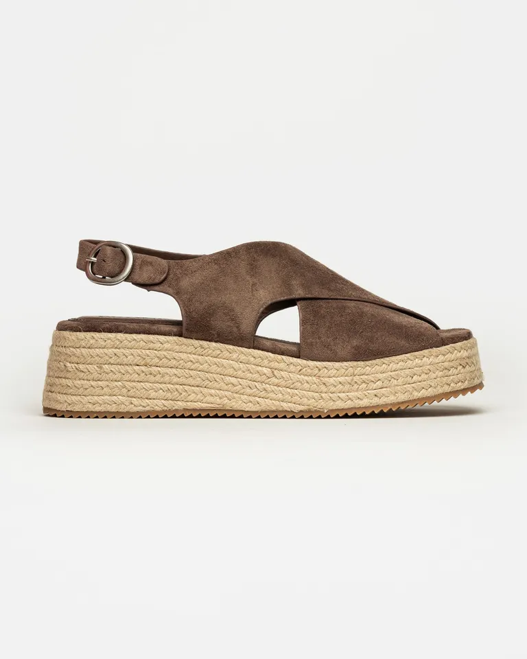 Sandalias de plataforma media con diseño envolvente en efecto gamuza de Prüne en Sandalias para argentina