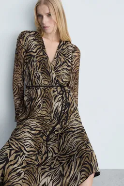 Vestido leopardo con lazo de Mango en Vestidos para argentina