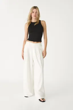 Top nadadora básico de Stradivarius en Tops para argentina
