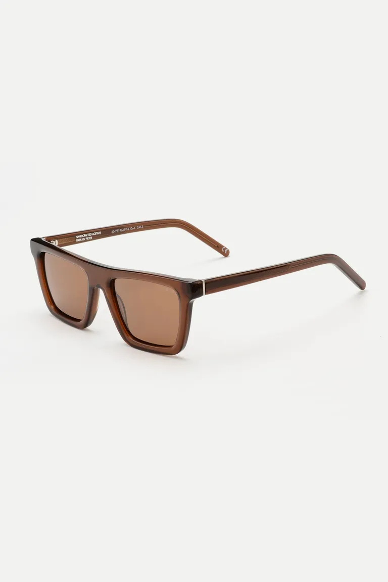 Gafas de sol polarizadas con diseño ajustable de acetato premium italiano de Ay Not Dead en Anteojos para argentina
