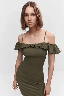 Vestido textura volante de Mango en Vestidos para argentina