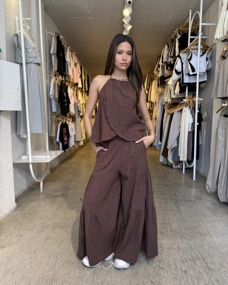 Pantalón ancho y bohemio con detalles fruncidos para un look versátil y femenino de Belle en Pantalones para argentina