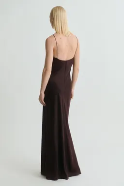Vestido satinado escote pico de Mango en Vestidos para argentina