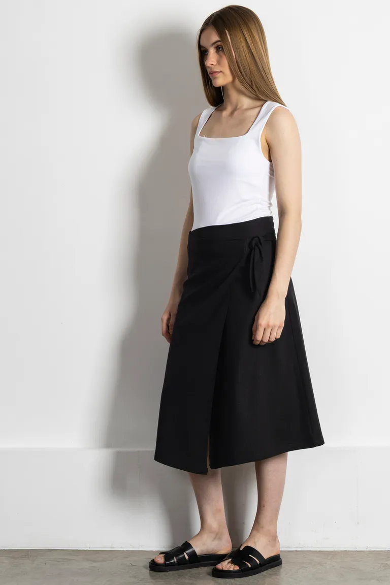 Falda midi cruzada con lazos laterales en lino de Kill en Faldas para argentina