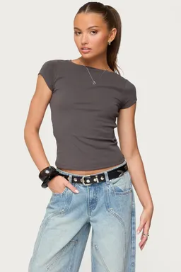 Remera cuello bote acanalada oliana de Edikted en Remeras para argentina