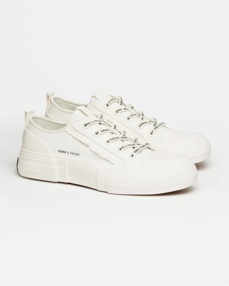 Zapatillas urbanas y versátiles en efecto cuero y lona de Prüne en Zapatillas para argentina