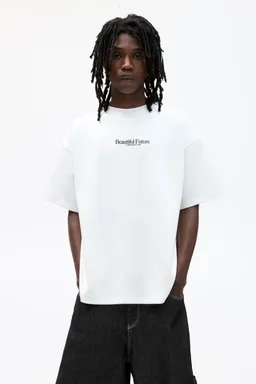 Buzo manga corta flor de Pull&Bear en Remeras y Polos para argentina
