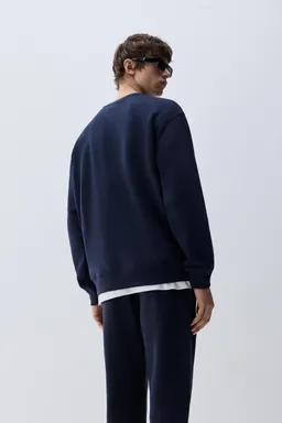 Buzo básico de Lefties en Buzos y Sweaters para argentina