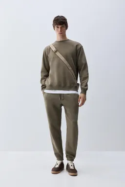 Buzo básico de Lefties en Buzos y Sweaters para argentina