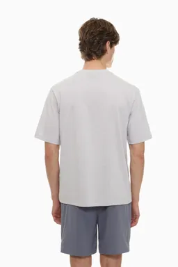 Remera deportiva con bolsillo de Lefties en Remeras y Polos para argentina