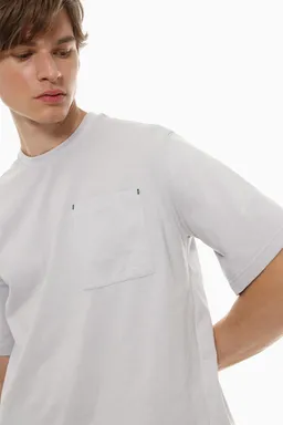 Remera deportiva con bolsillo de Lefties en Remeras y Polos para argentina