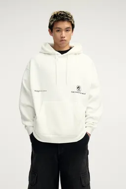 Sudadera capucha venus de milo de Pull&Bear en Buzos y Sweaters para argentina