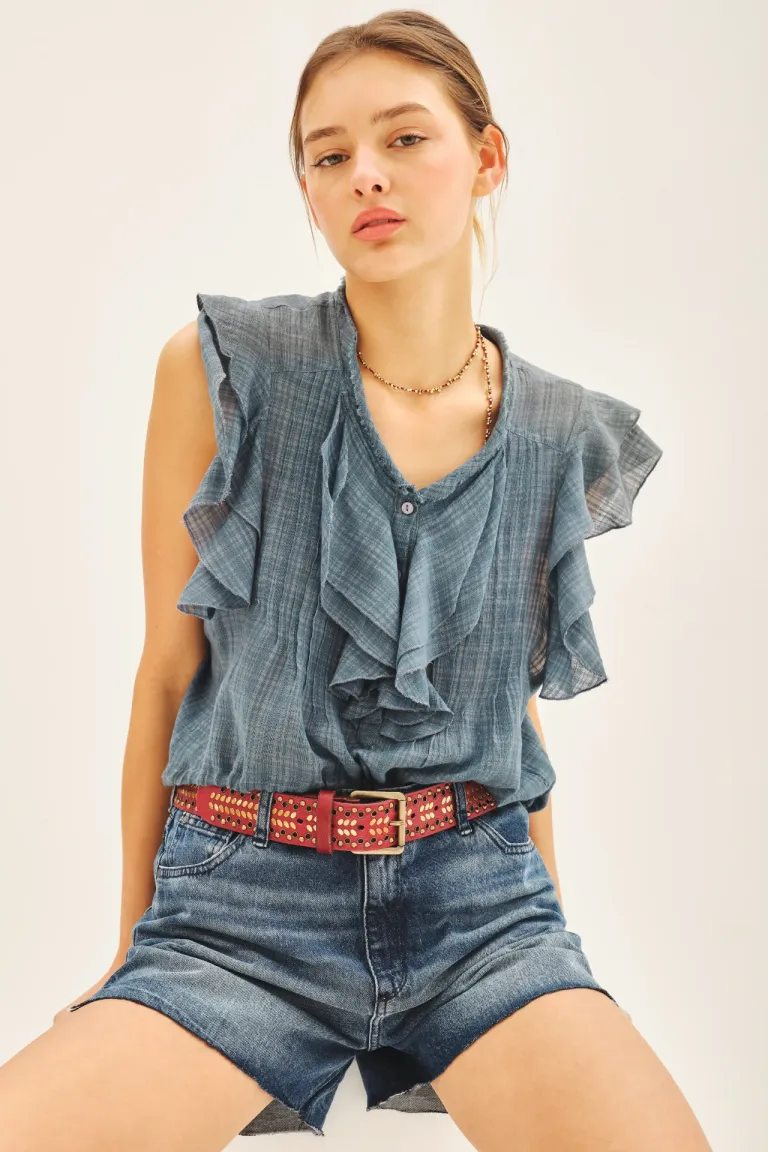 Camisa con detalles de alforzas y mangas cortas con volados para un look fresco y casual de Rapsodia en Camisas para argentina