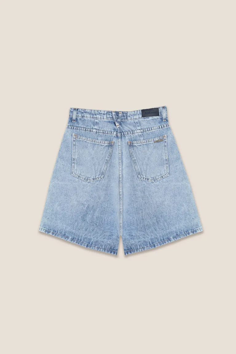 Bermuda de denim con detalles exclusivos y altura en la cintura de Tucci en Shorts para argentina