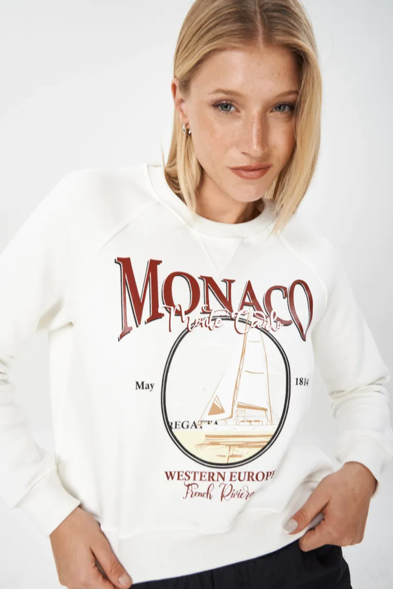 Buzo blanco con estampado 'Monaco' - Prenda de moda y estilo para mujer de Apricot en Buzos y Sweaters para argentina
